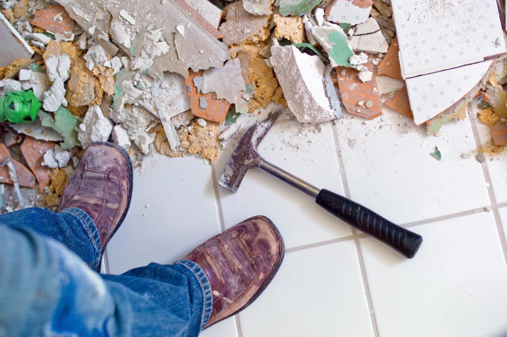 Junk Removal or Dumpster Rental: Which is Right for Your Project? Junk removal in Ogden, Utah